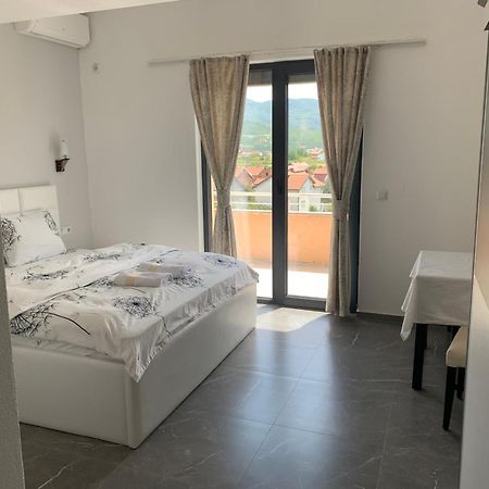 Hotel Albatros Prizren Eksteriør billede