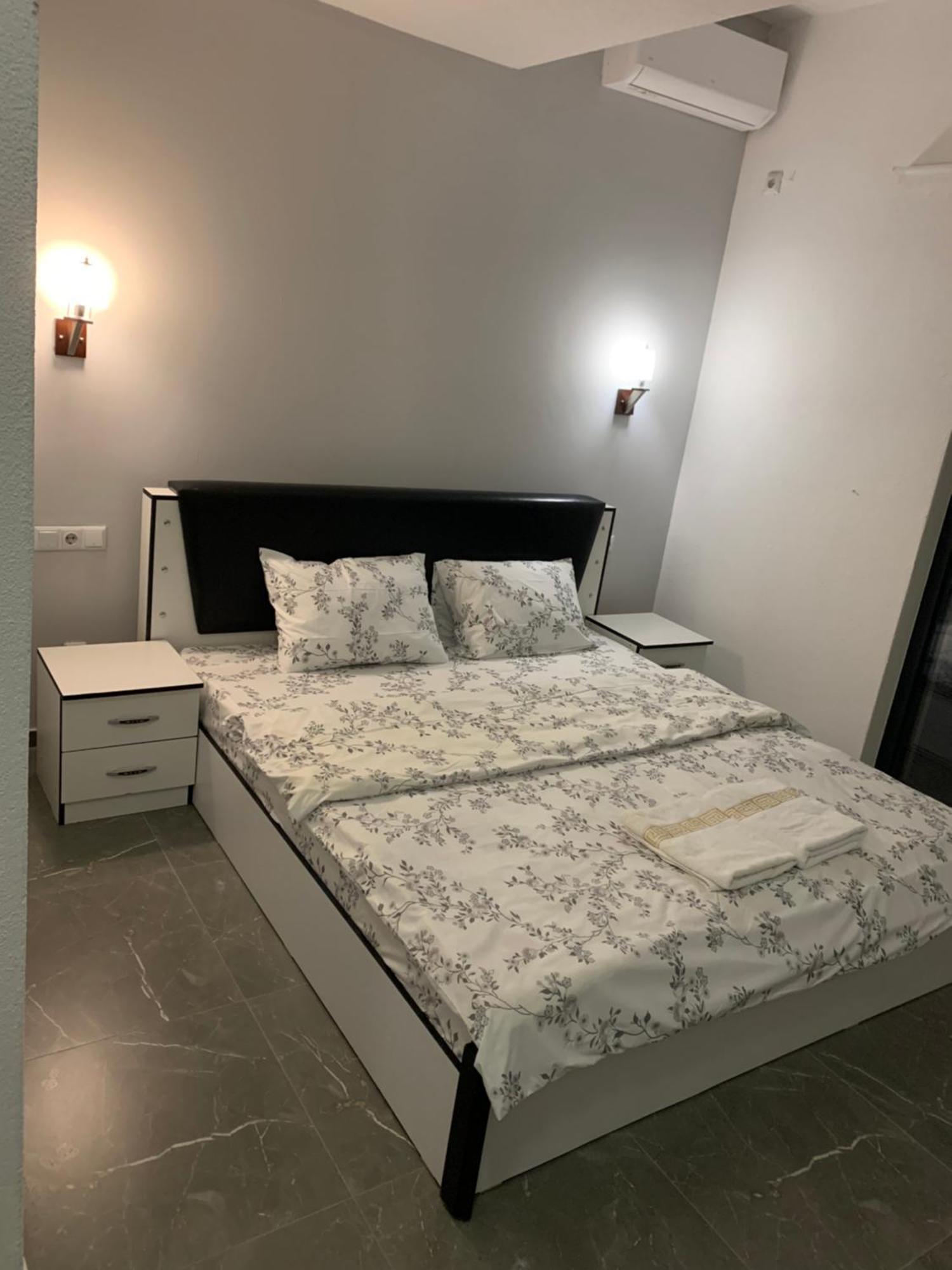 Hotel Albatros Prizren Eksteriør billede
