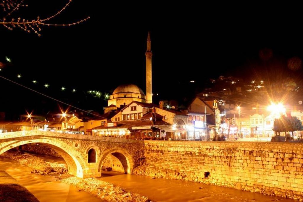 Hotel Albatros Prizren Eksteriør billede