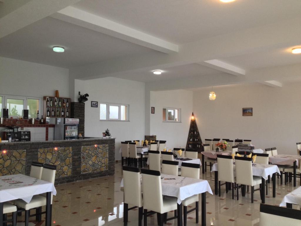 Hotel Albatros Prizren Eksteriør billede