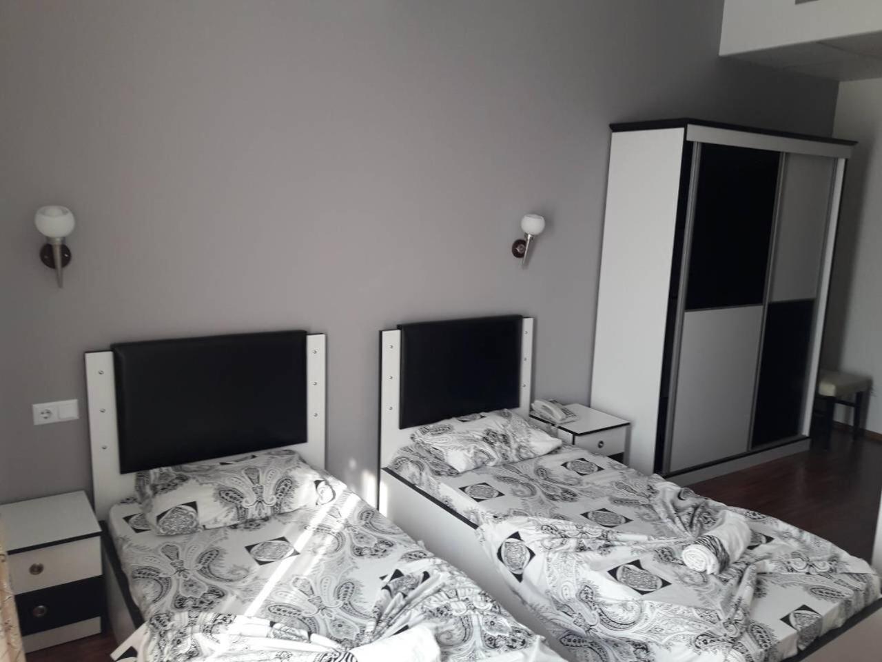Hotel Albatros Prizren Eksteriør billede